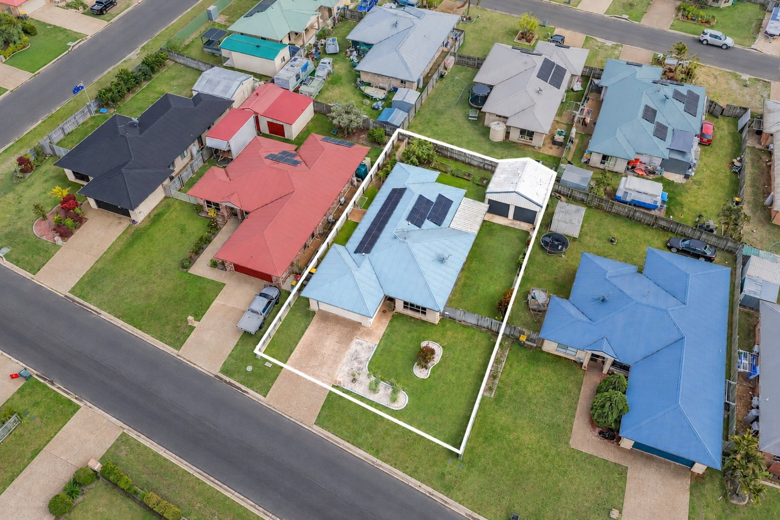 5 Halloran Court, Thabeban  QLD  4670