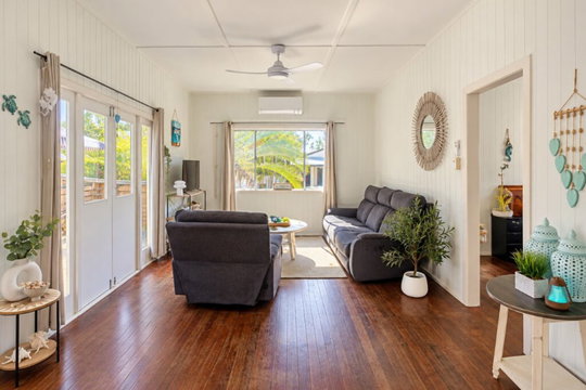 23 Palm Court, Agnes Water  QLD  4677