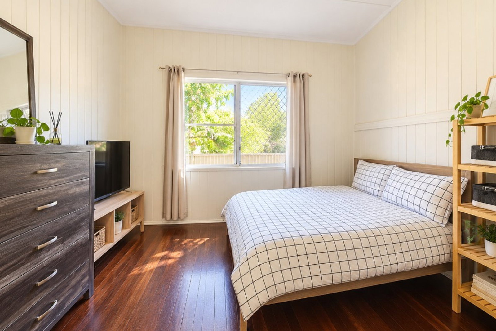 23 Palm Court, Agnes Water  QLD  4677