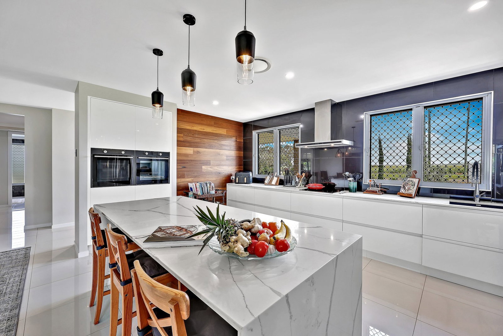 141 Seaview Road, Bargara  QLD  4670