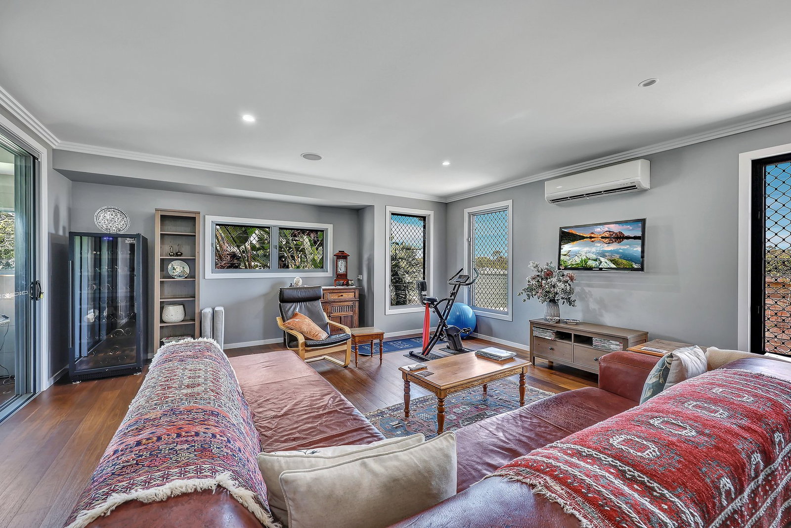 141 Seaview Road, Bargara  QLD  4670