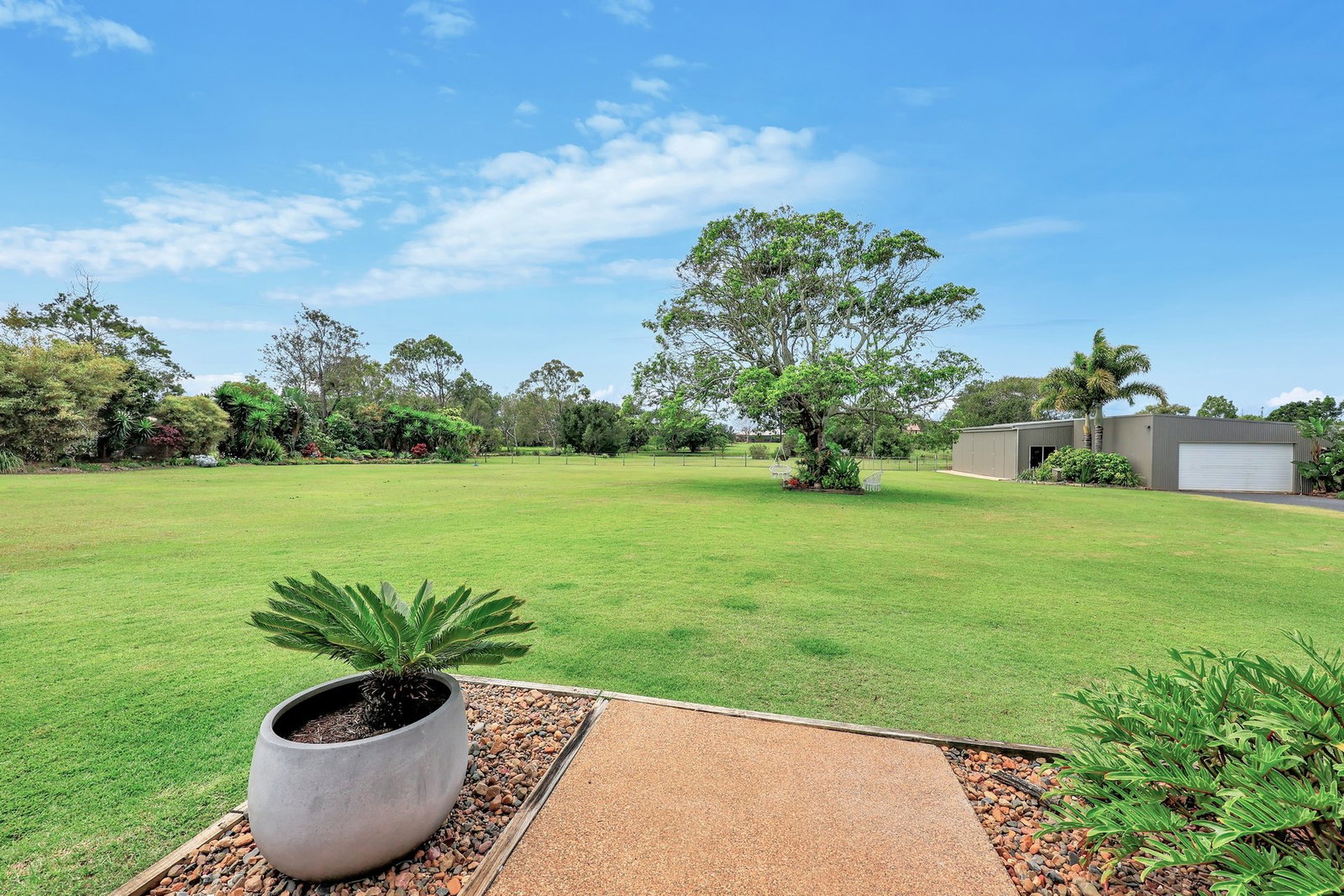 141 Seaview Road, Bargara  QLD  4670