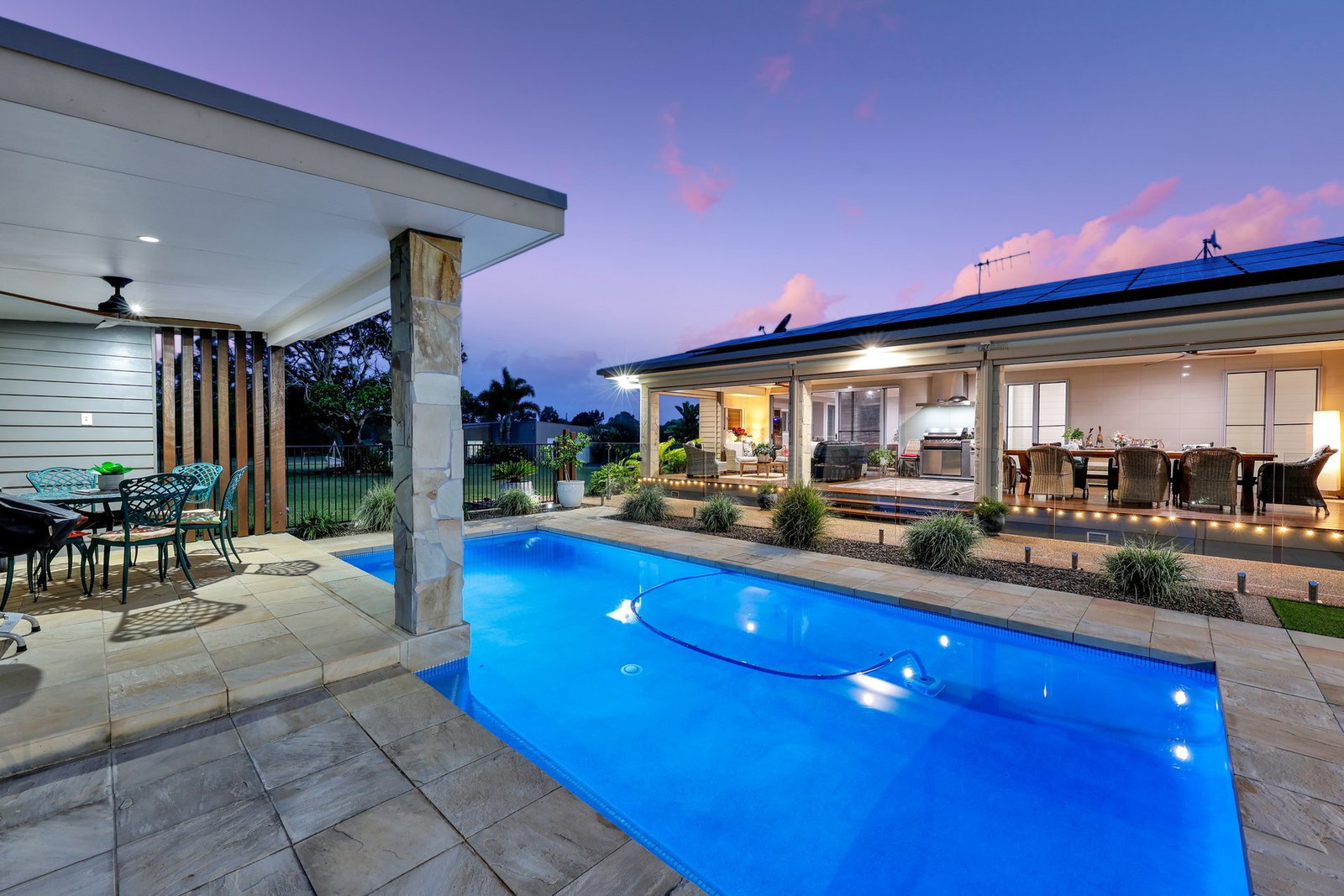 141 Seaview Road, Bargara  QLD  4670