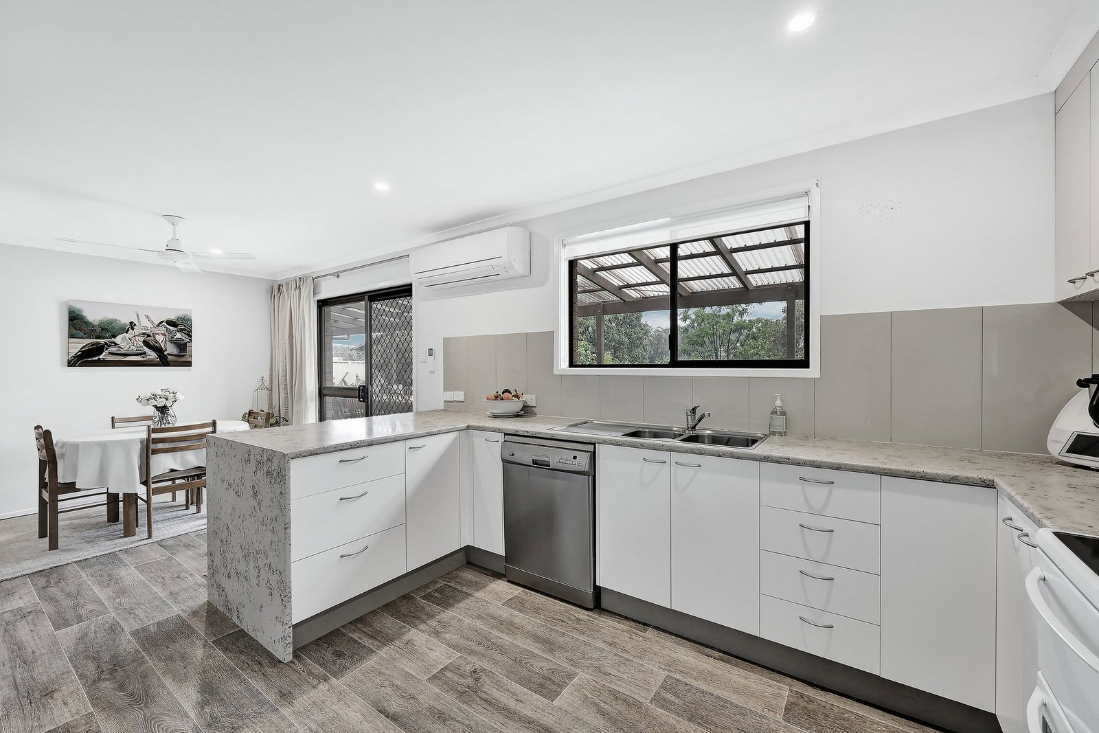 31 Jenalyn Crescent, Avoca  QLD  4670