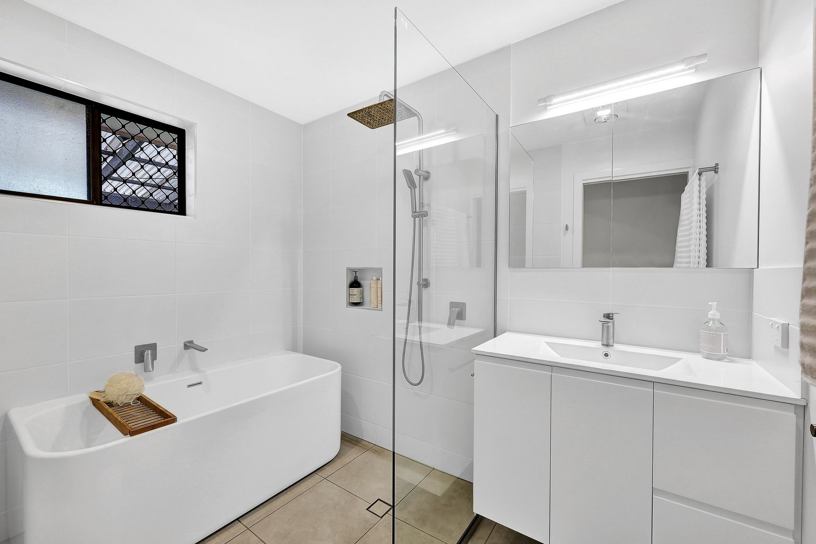 31 Jenalyn Crescent, Avoca  QLD  4670