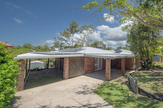 67 Gretel Drive, Clinton  QLD  4680