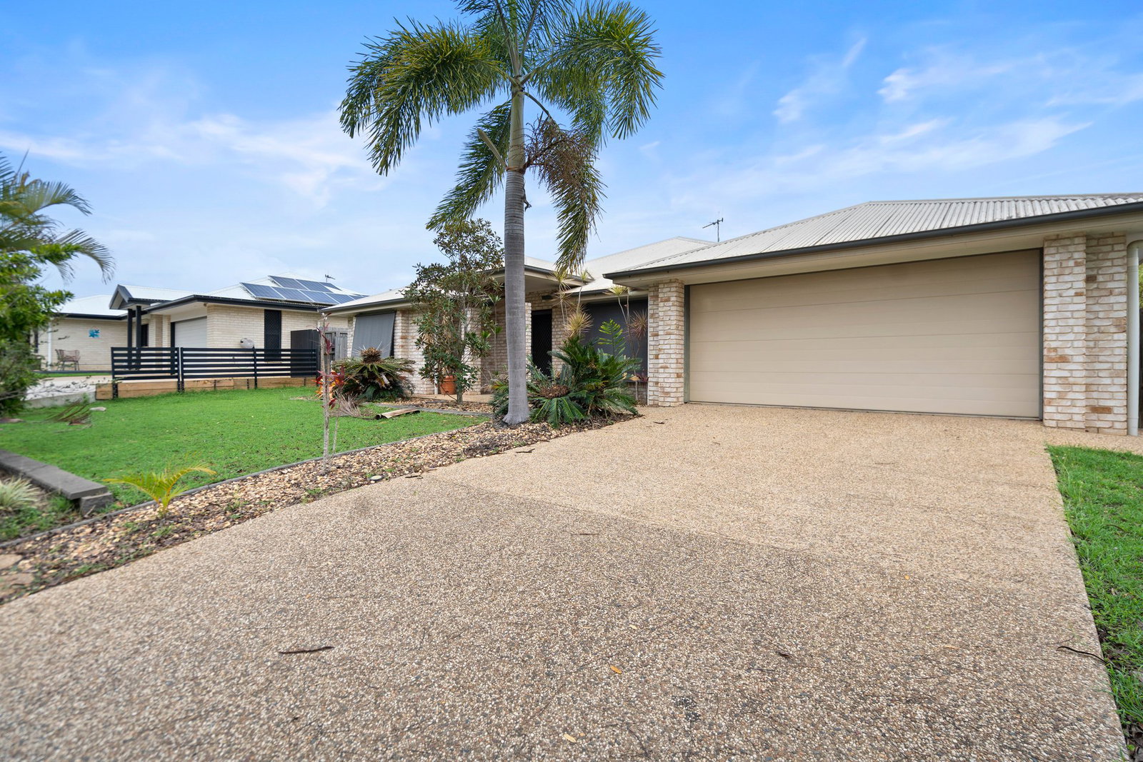 19 Green Avenue, Branyan  QLD  4670