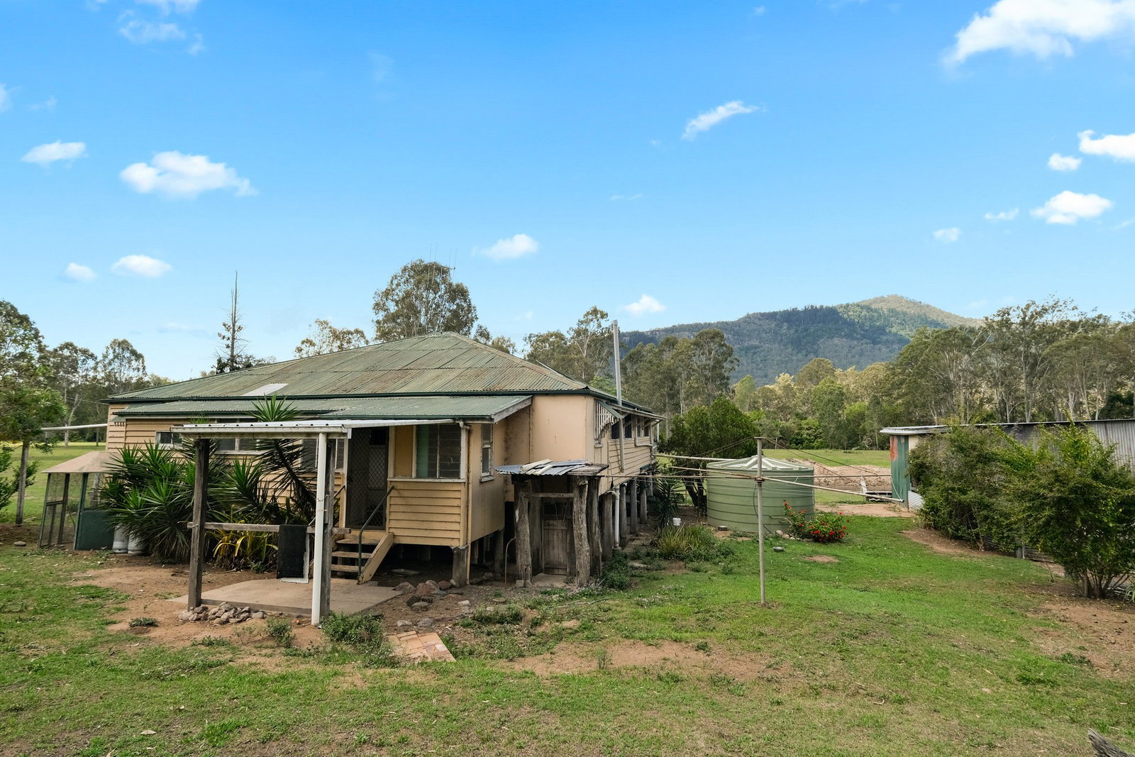 5296 Gayndah – Mount Perry Road, Mount Perry  QLD  4671