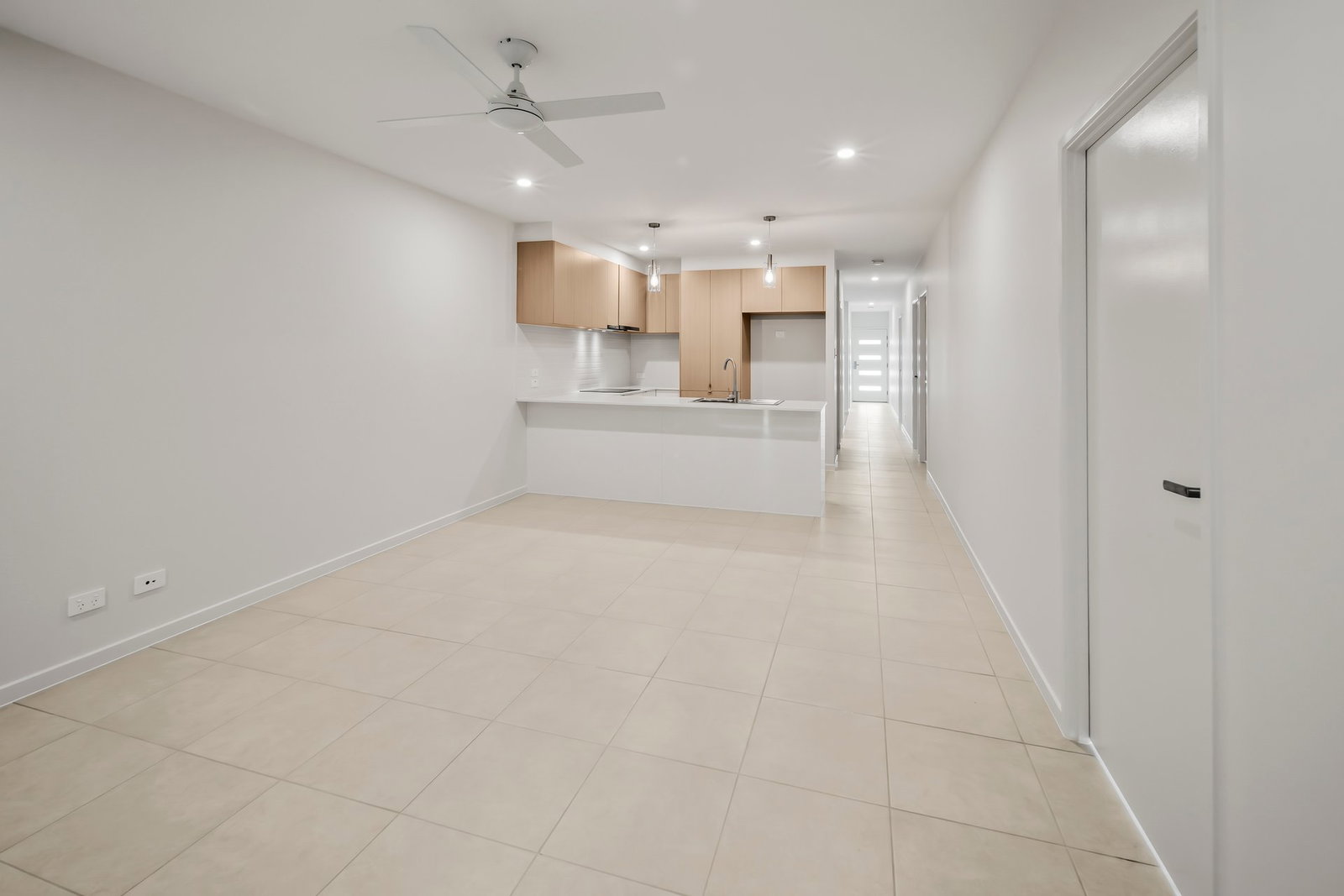 1/20 Bottlebrush Crescent, Branyan  QLD  4670