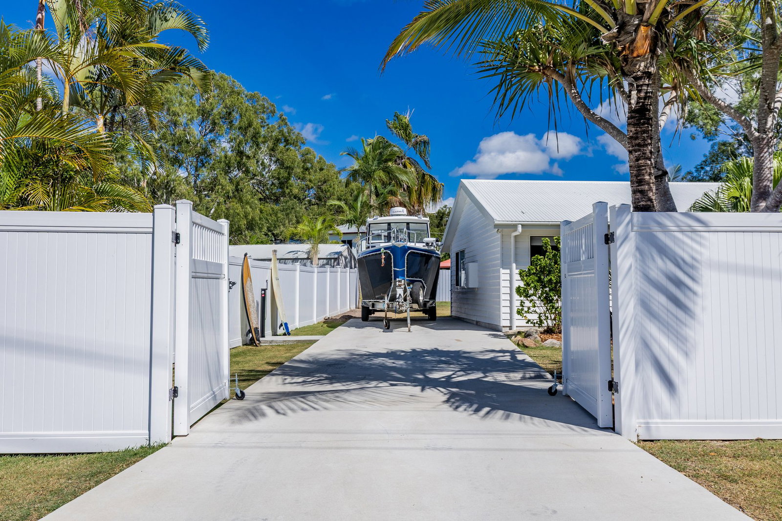 21 Captain Cook Drive, Agnes Water  QLD  4677