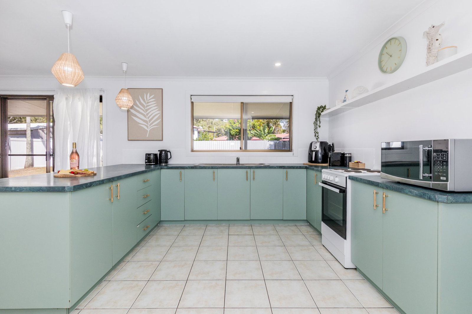 21 Captain Cook Drive, Agnes Water  QLD  4677