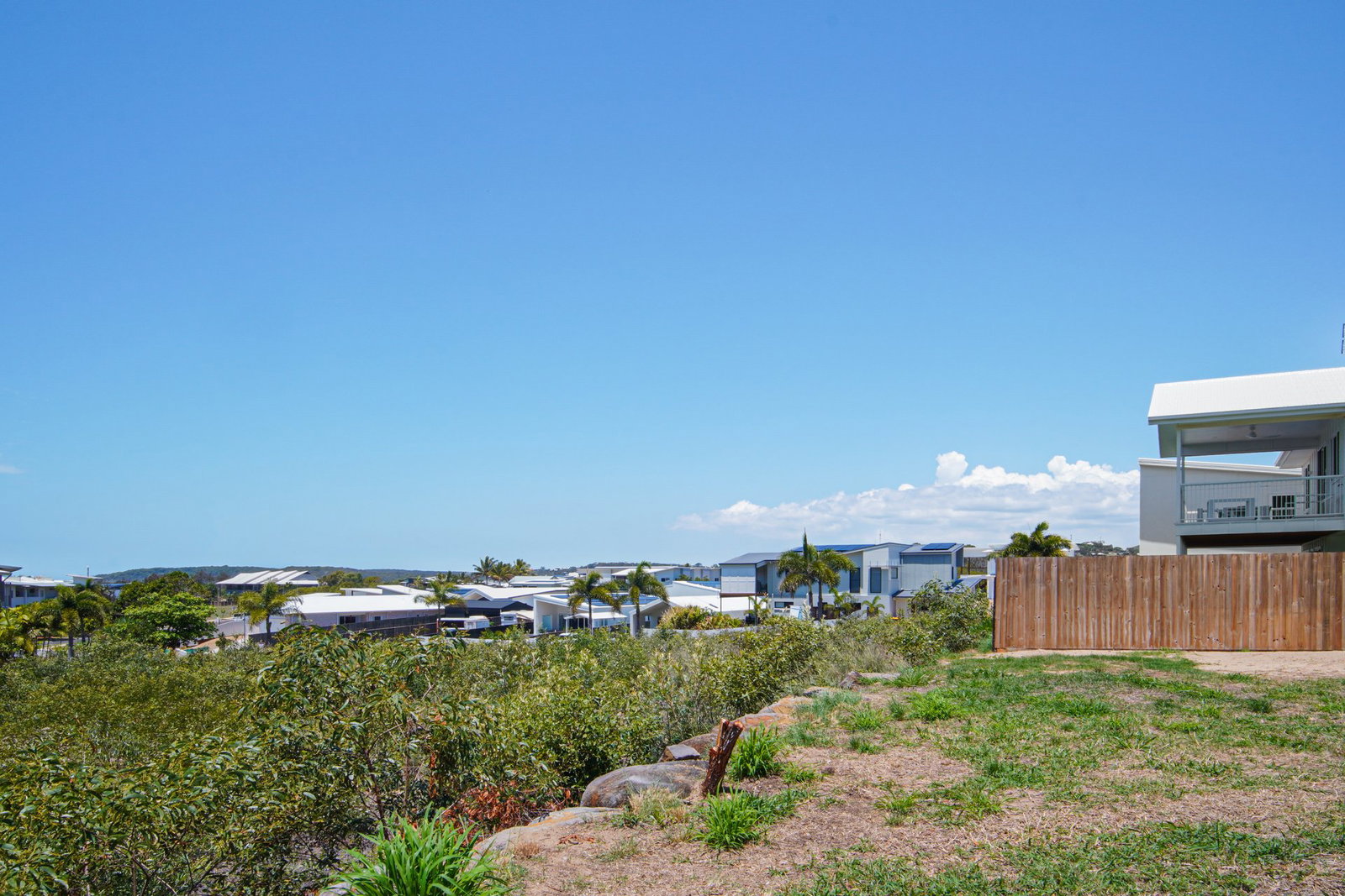 19/3 Beaches Village Circuit, Agnes Water  QLD  4677