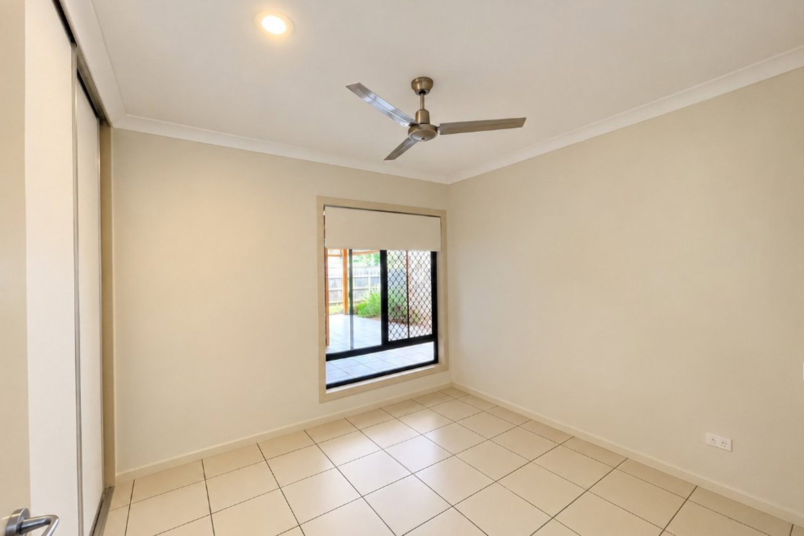 6 Waterfront Drive, Agnes Water  QLD  4677