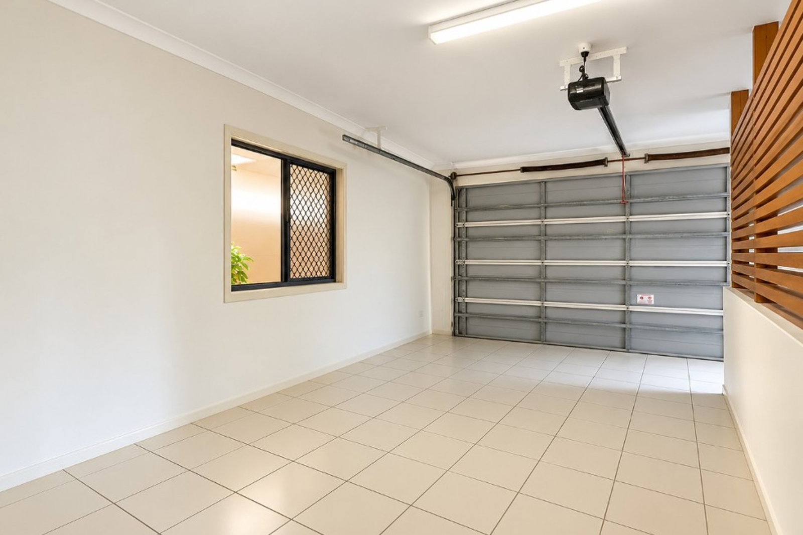 6 Waterfront Drive, Agnes Water  QLD  4677