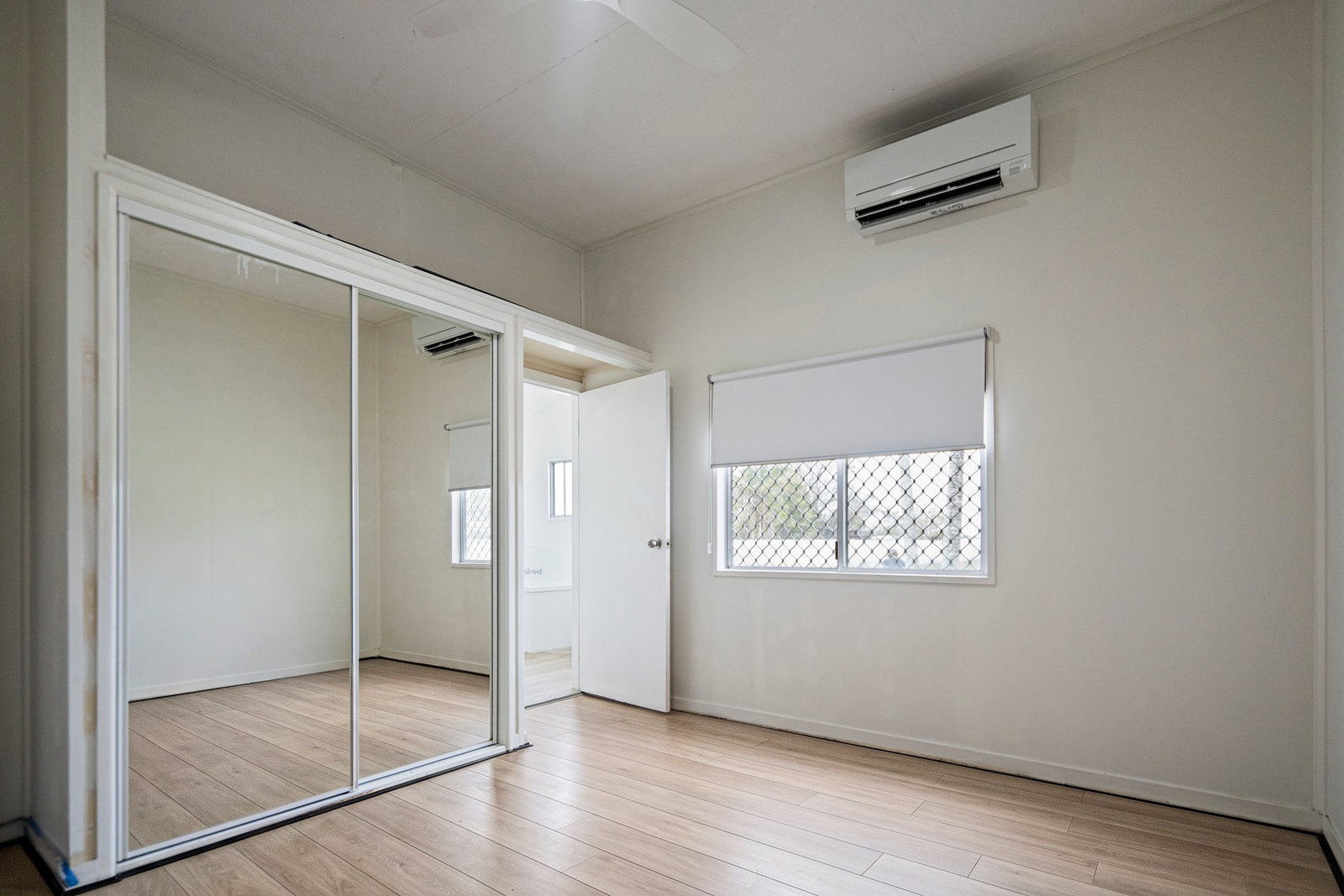 9 Lovers Walk, Thabeban  QLD  4670