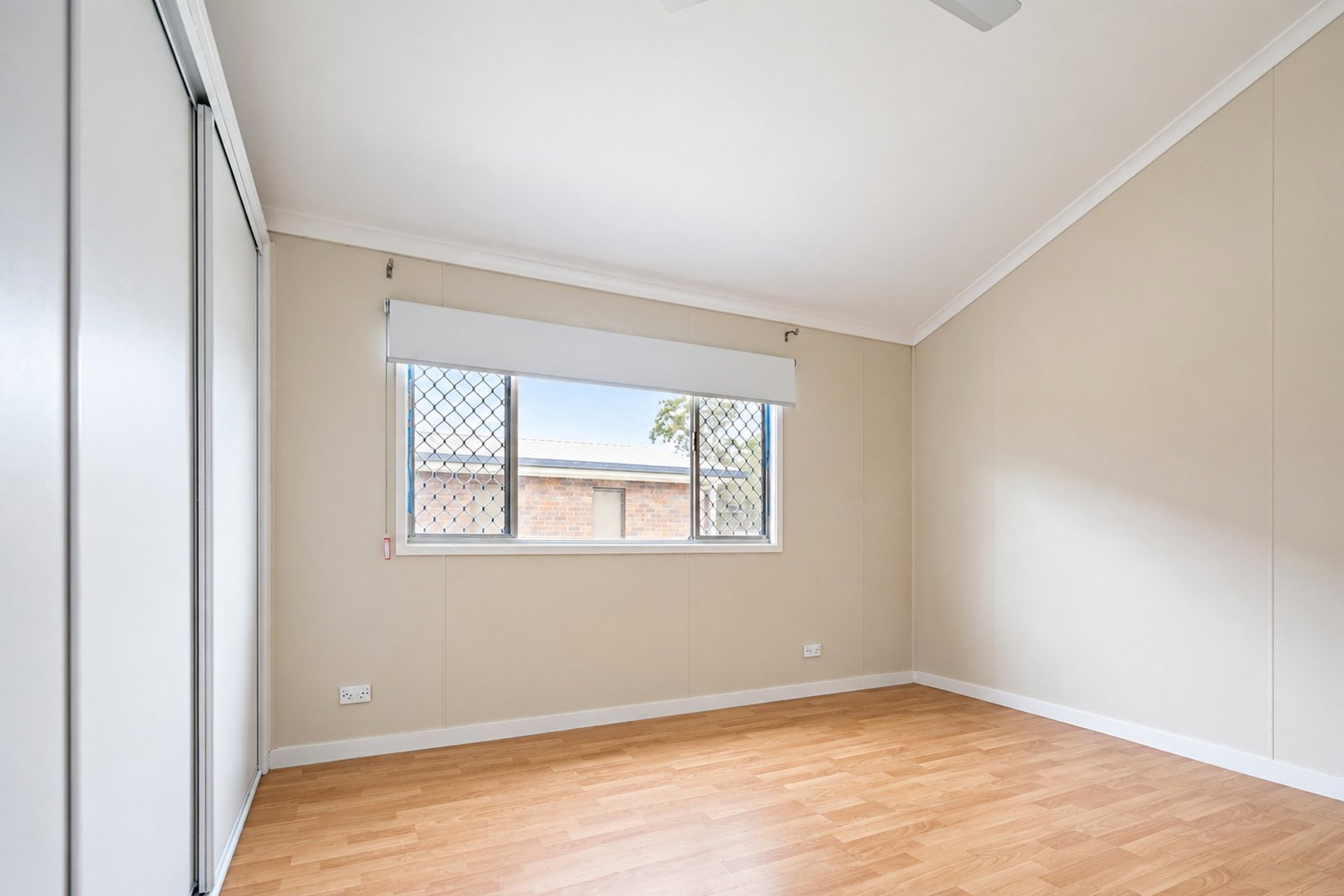 9 Lovers Walk, Thabeban  QLD  4670