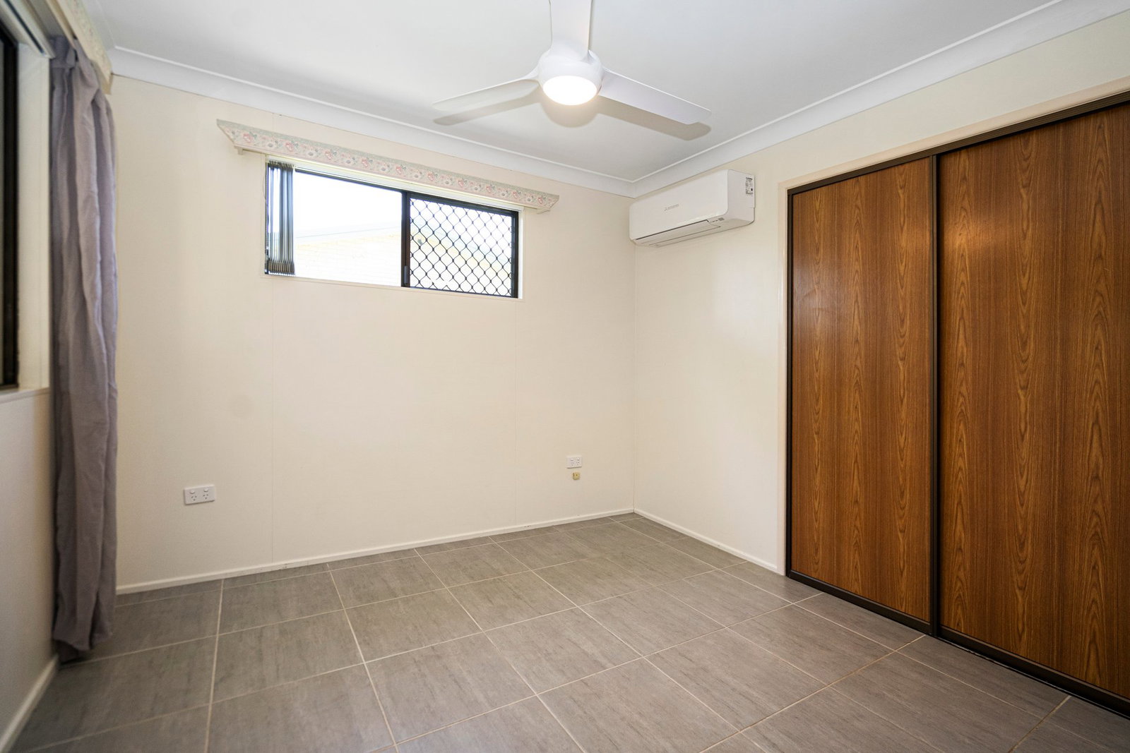 1/12 Scott Street, Millbank  QLD  4670