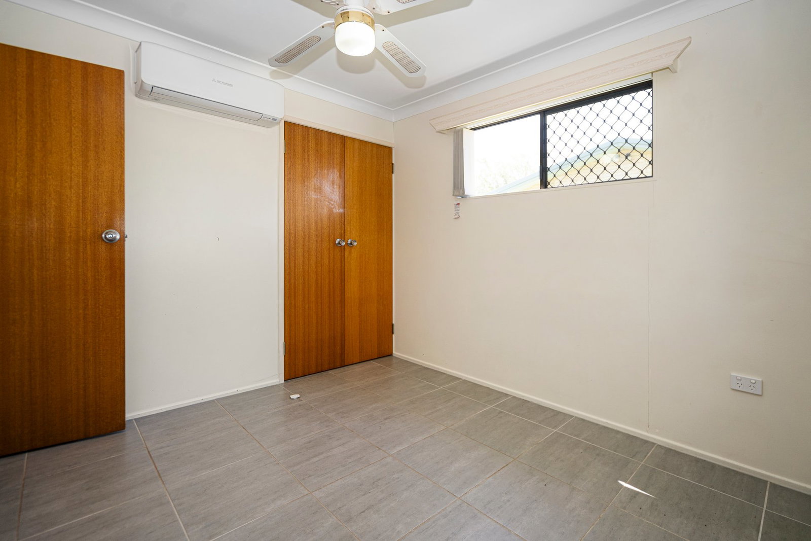 1/12 Scott Street, Millbank  QLD  4670