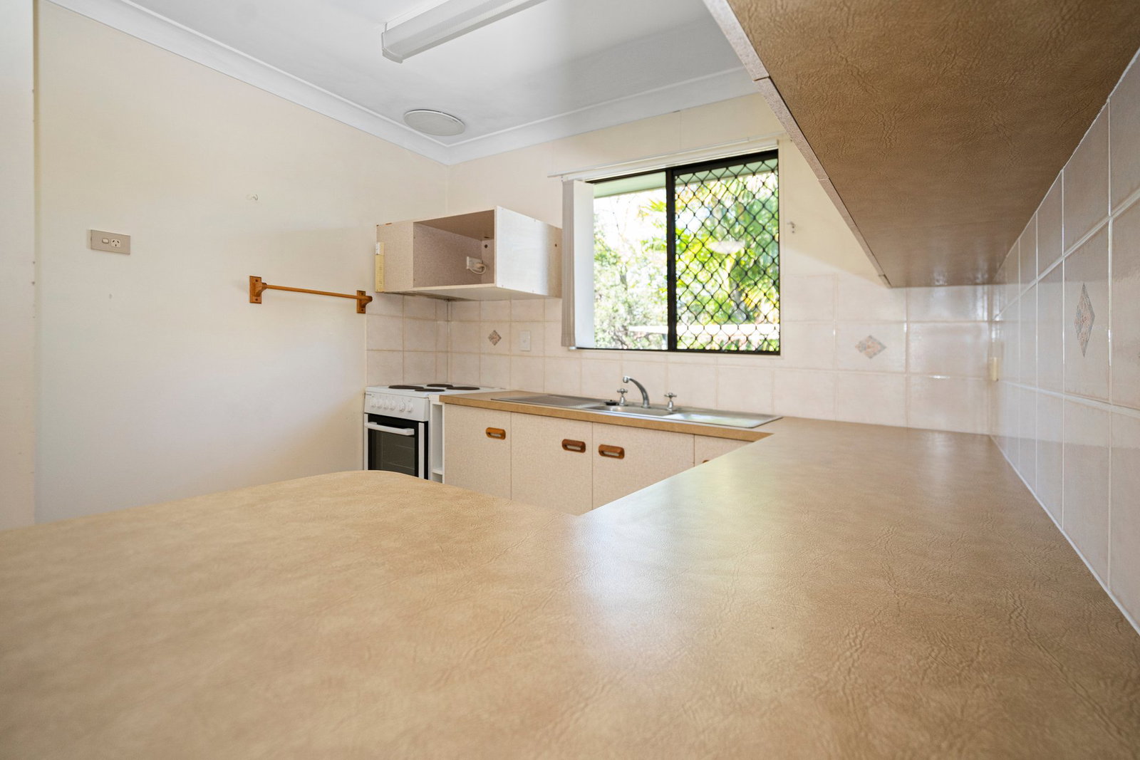 1/12 Scott Street, Millbank  QLD  4670