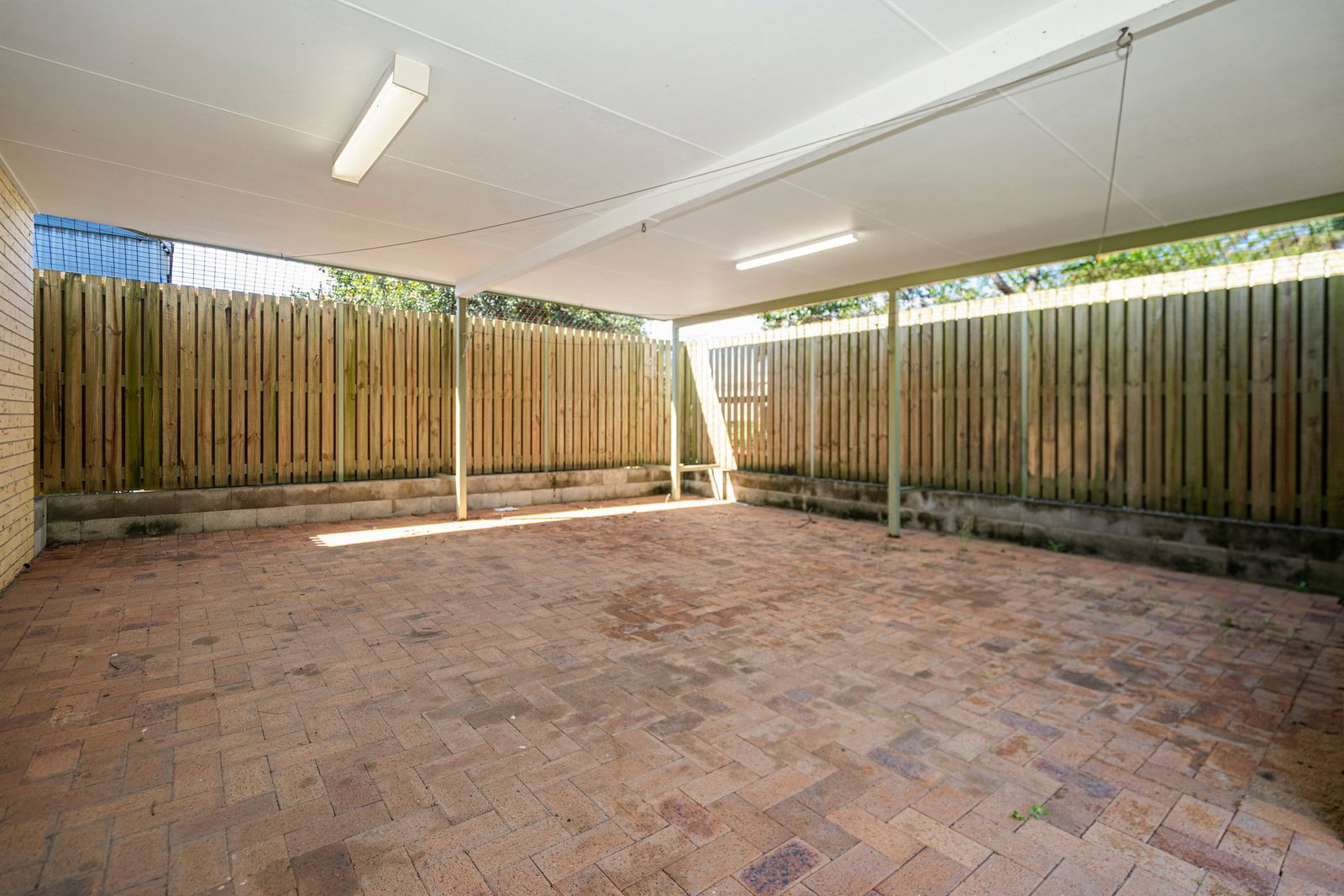 1/12 Scott Street, Millbank  QLD  4670