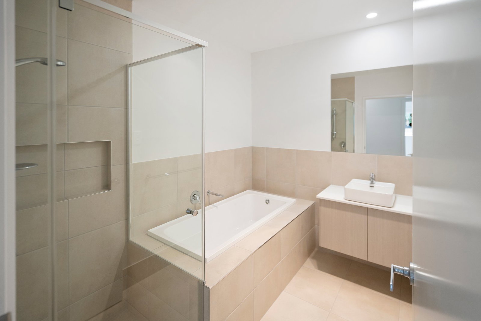 U2/43a Powers Street, Bundaberg West  QLD  4670