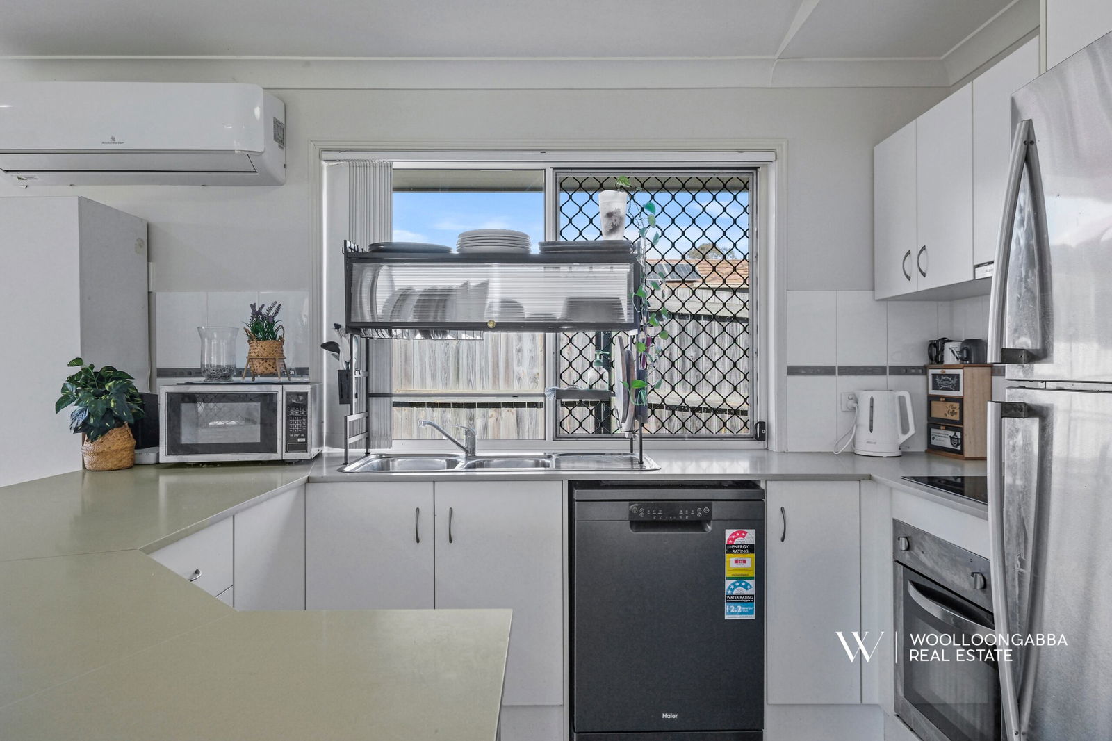 Listing image for 16 Neumann Place, Leichhardt  QLD  4305