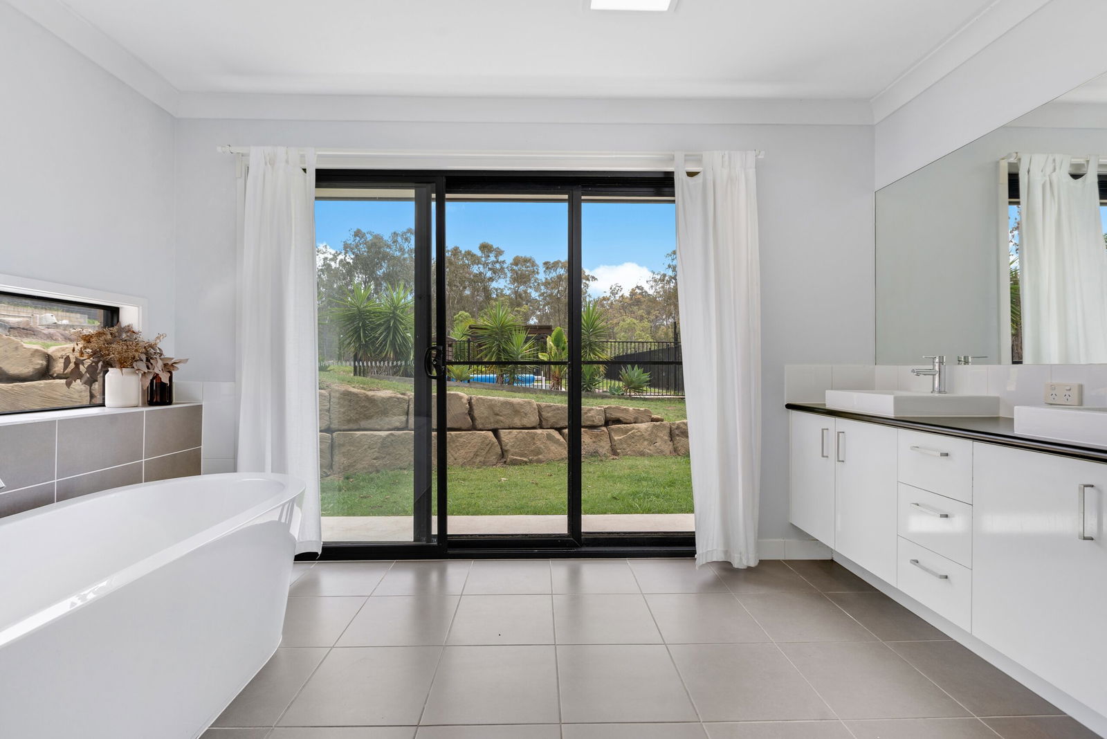 Listing image for 14-16 Anna Bertha Court, Mundoolun  QLD  4285