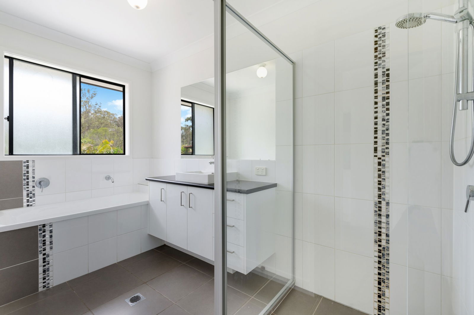 Listing image for 14-16 Anna Bertha Court, Mundoolun  QLD  4285