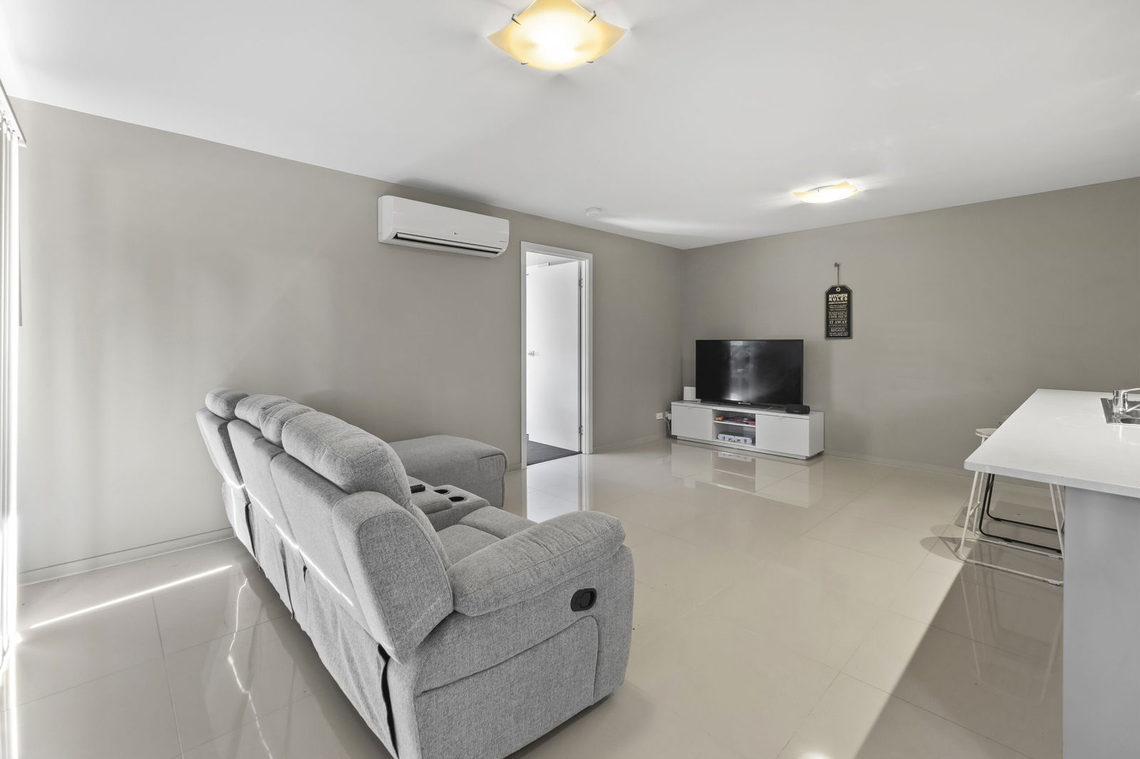 Listing image for 4/85 Queens Road, Everton Hills  QLD  4053