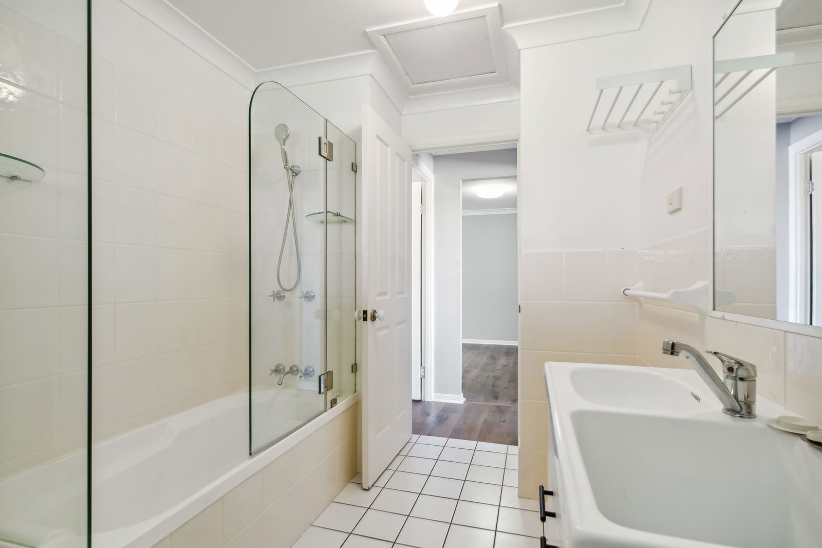 Listing image for 3/195 Juliette Street, Greenslopes  QLD  4120