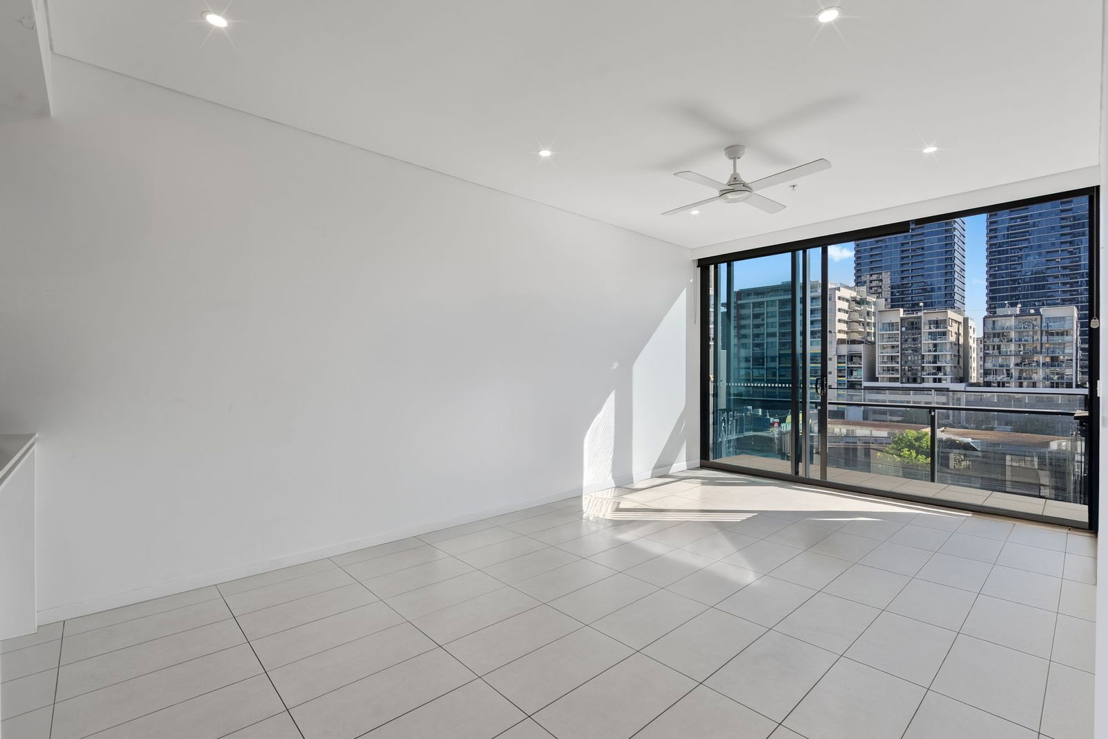 Listing image for 506/19 Hope Street, South Brisbane  QLD  4101